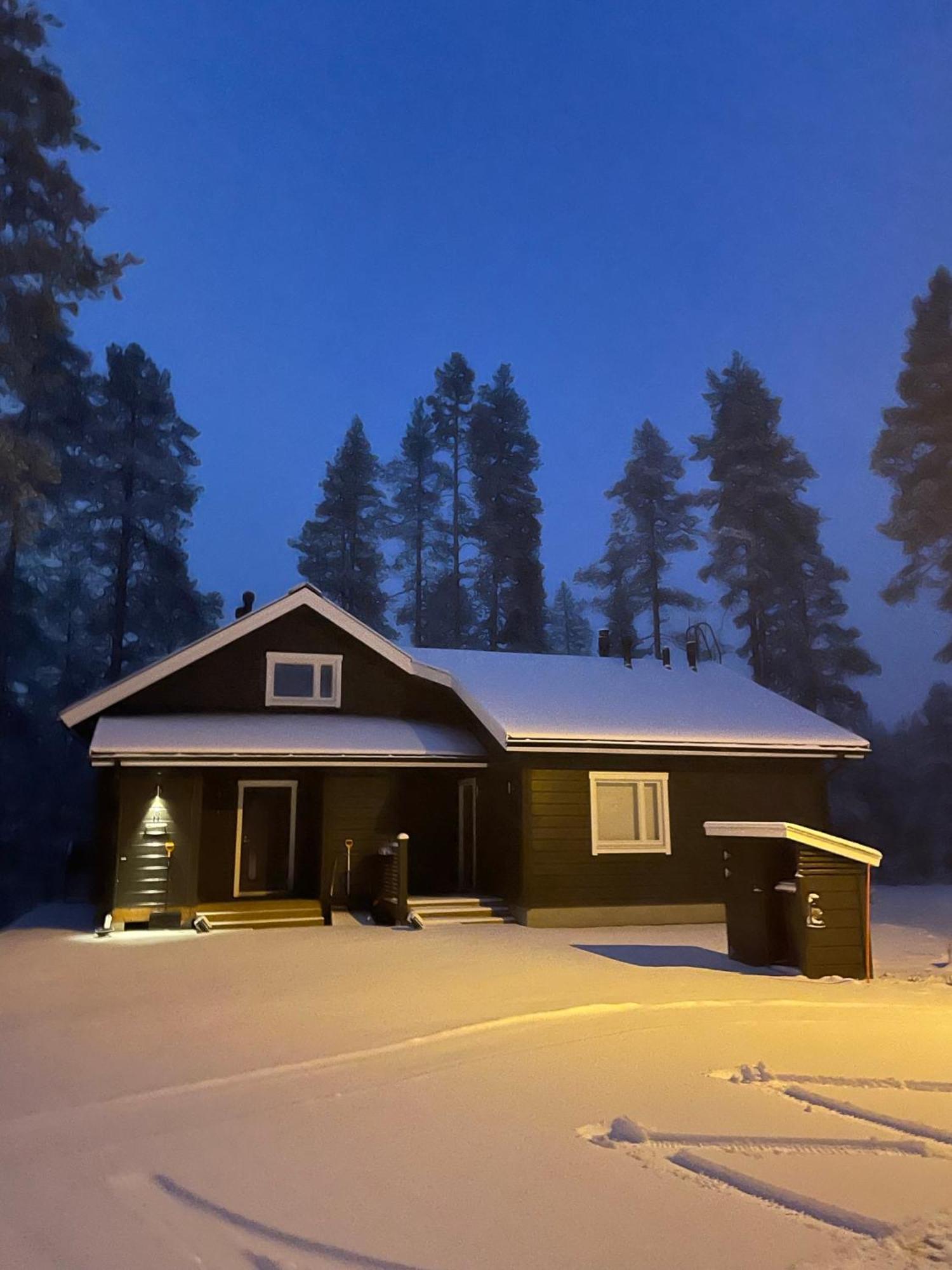 Villa Lumihelmi A & B Äkäslompolo Extérieur photo